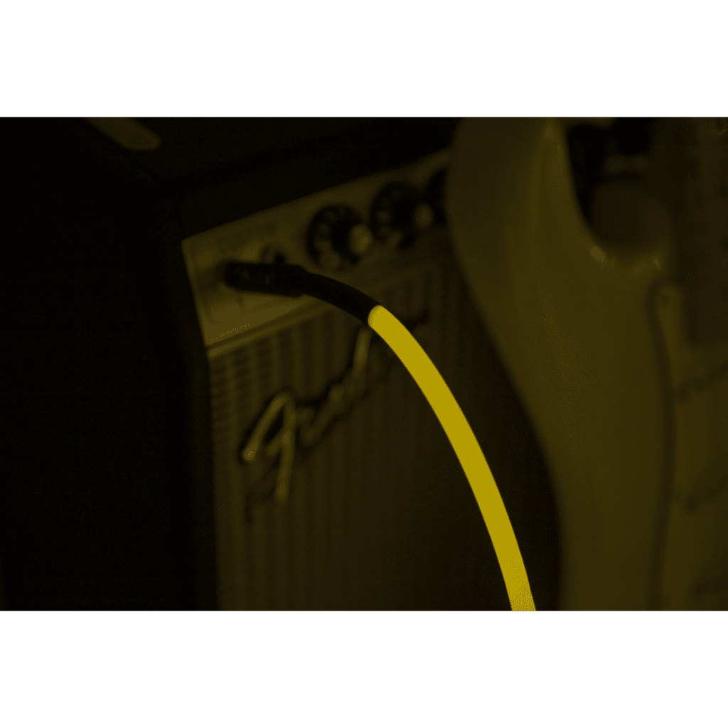 Fender Professional Series Glow in the Dark Instrument Cable – 5.5m – Orange - Image 4