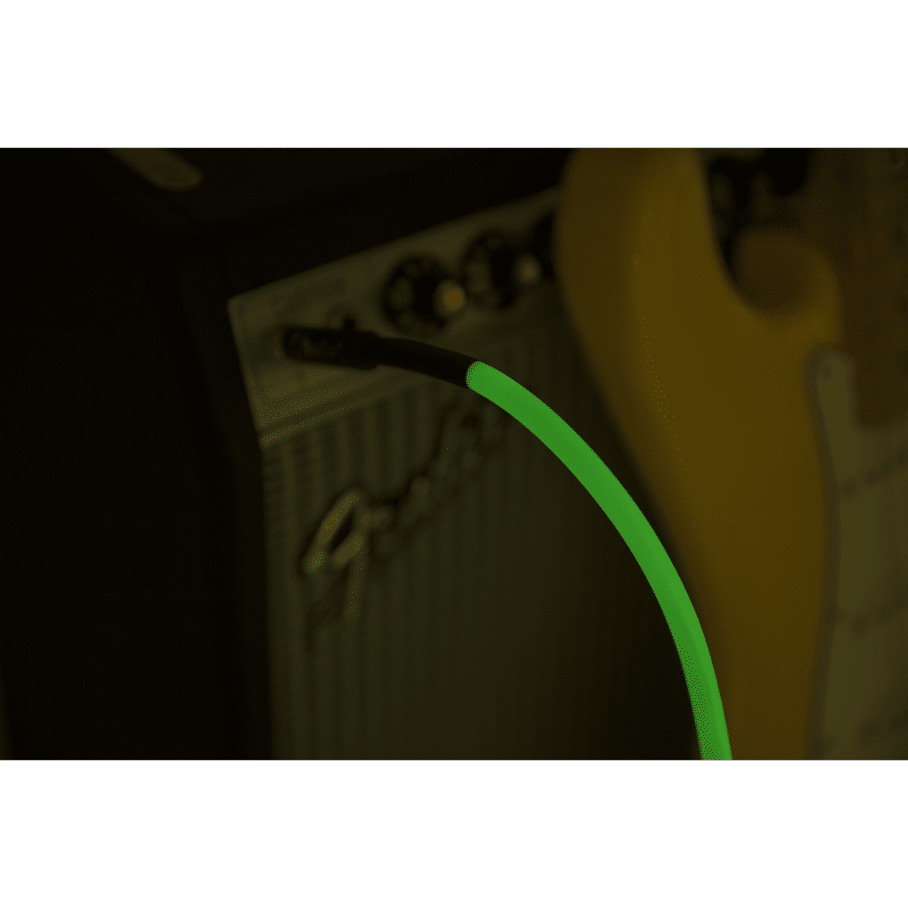 Fender Professional Series Glow in the Dark Instrument Cable – 5.5m – Green - Image 4
