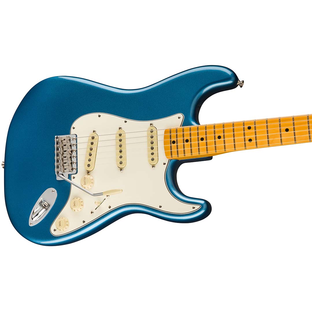 American Vintage II 1973 Stratocaster®, Maple Fingerboard, Lake Placid Blue - Image 5