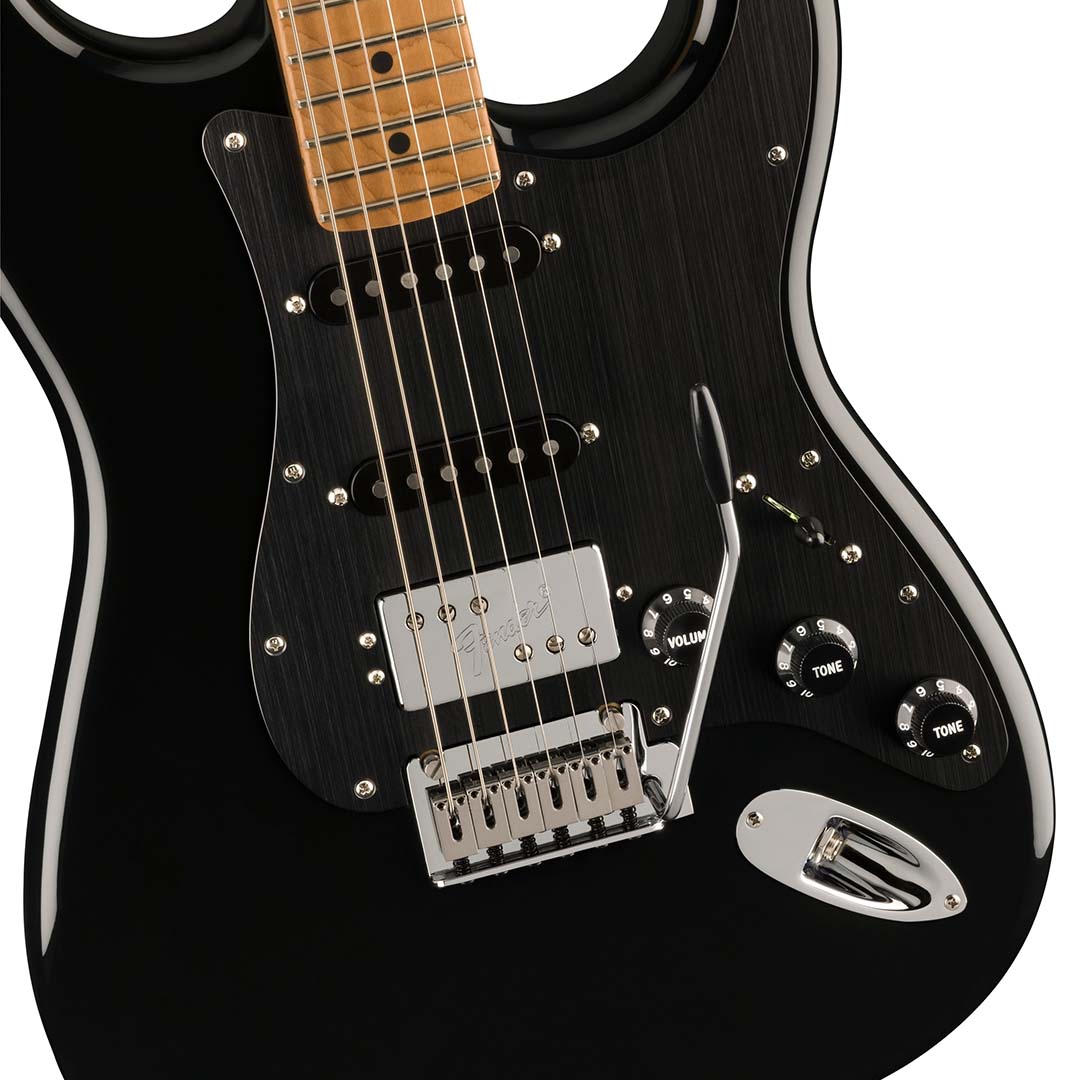 Limited Edition Player Plus Stratocaster® HSS, Roasted Maple Fingerboard, Black - Image 4