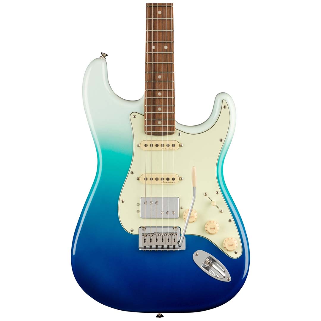 Player Plus Stratocaster® HSS, Pau Ferro Fingerboard, Belair Blue