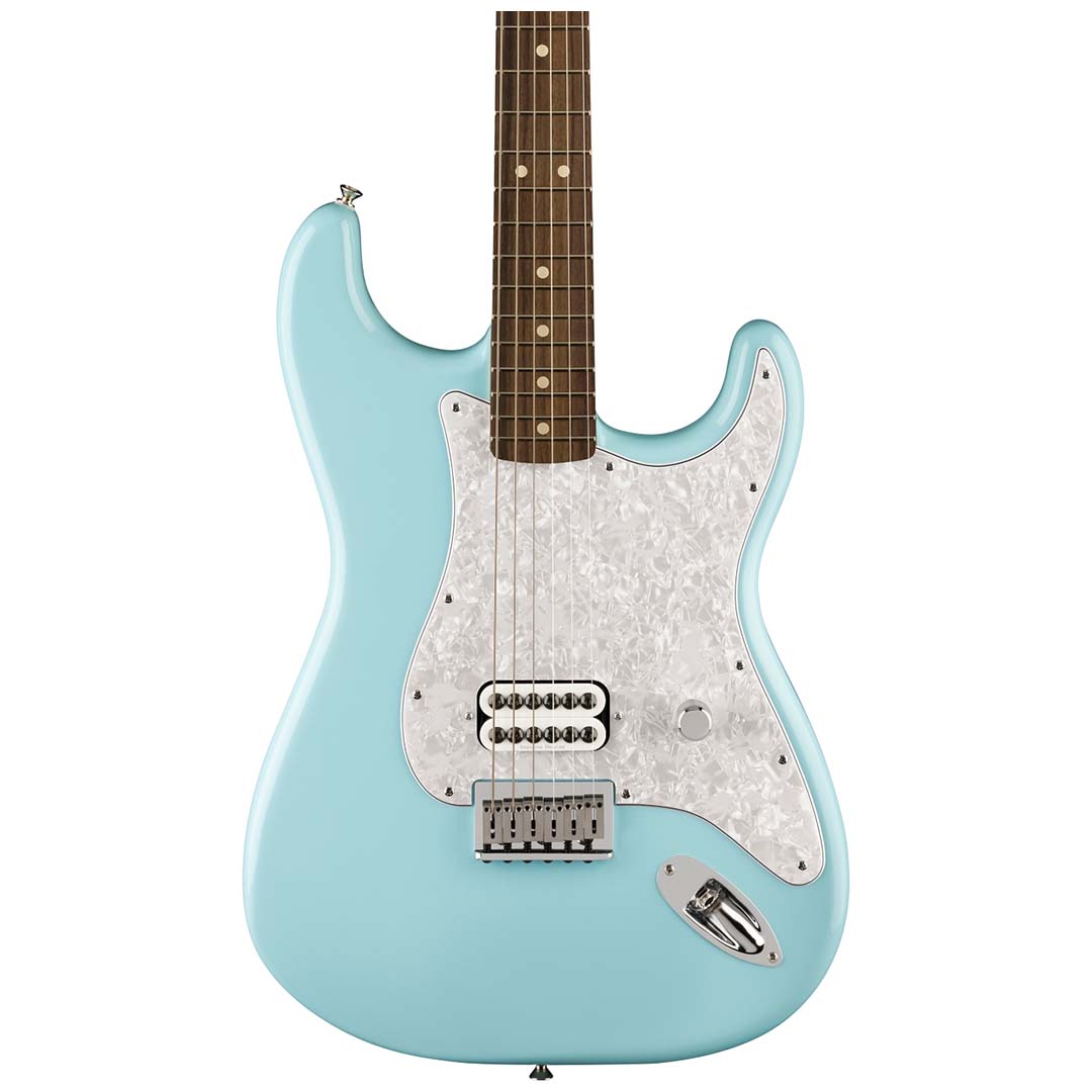 Tom DeLonge Stratocaster®, Rosewood Fingerboard, Daphne Blue