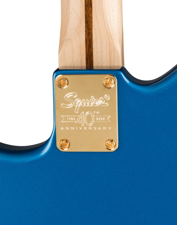 40th Anniversary Jazzmaster®, Gold Edition, Laurel Fingerboard, Gold Anodized Pickguard, Lake Placid Blue - Image 8